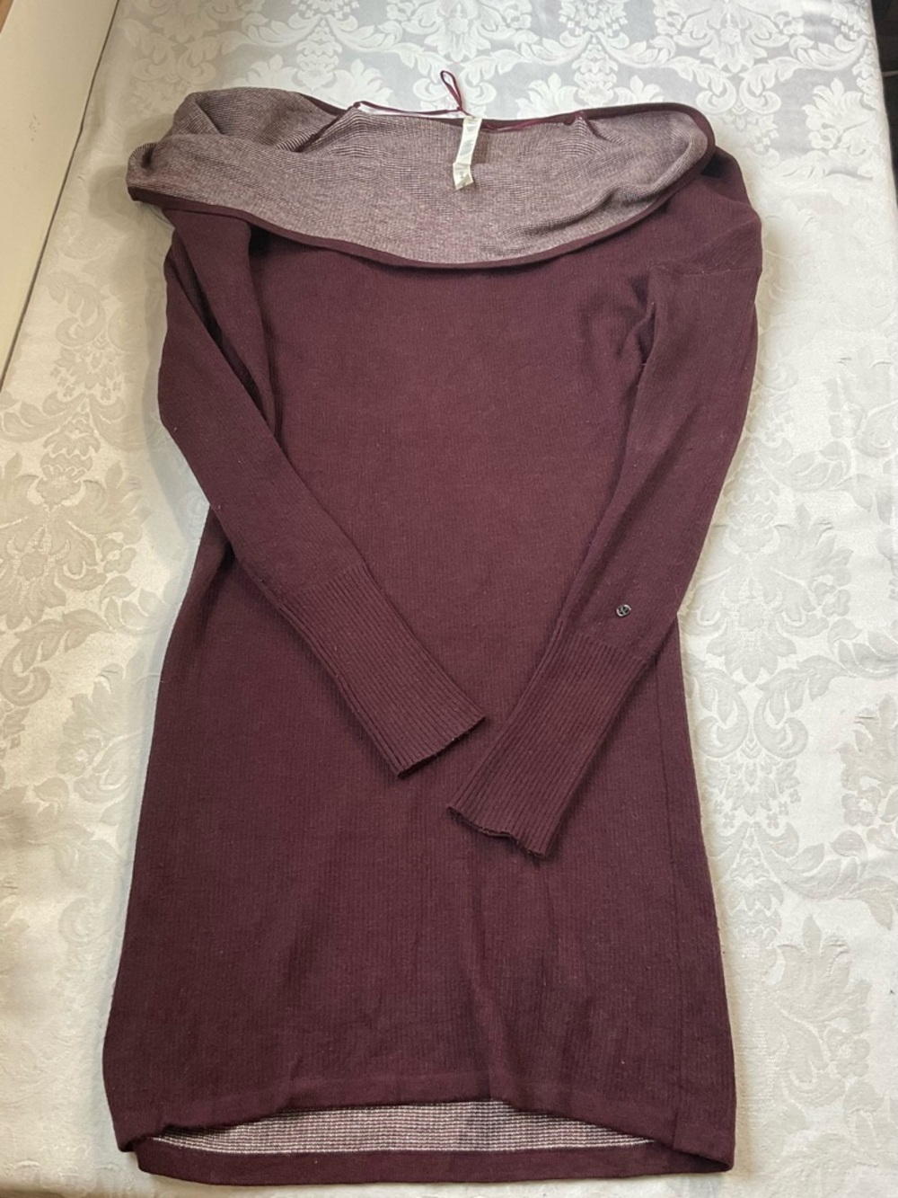 Lululemon Serenity Sweater Wrap Dress Reversible Plum Pink Cashmere Blend sz 6